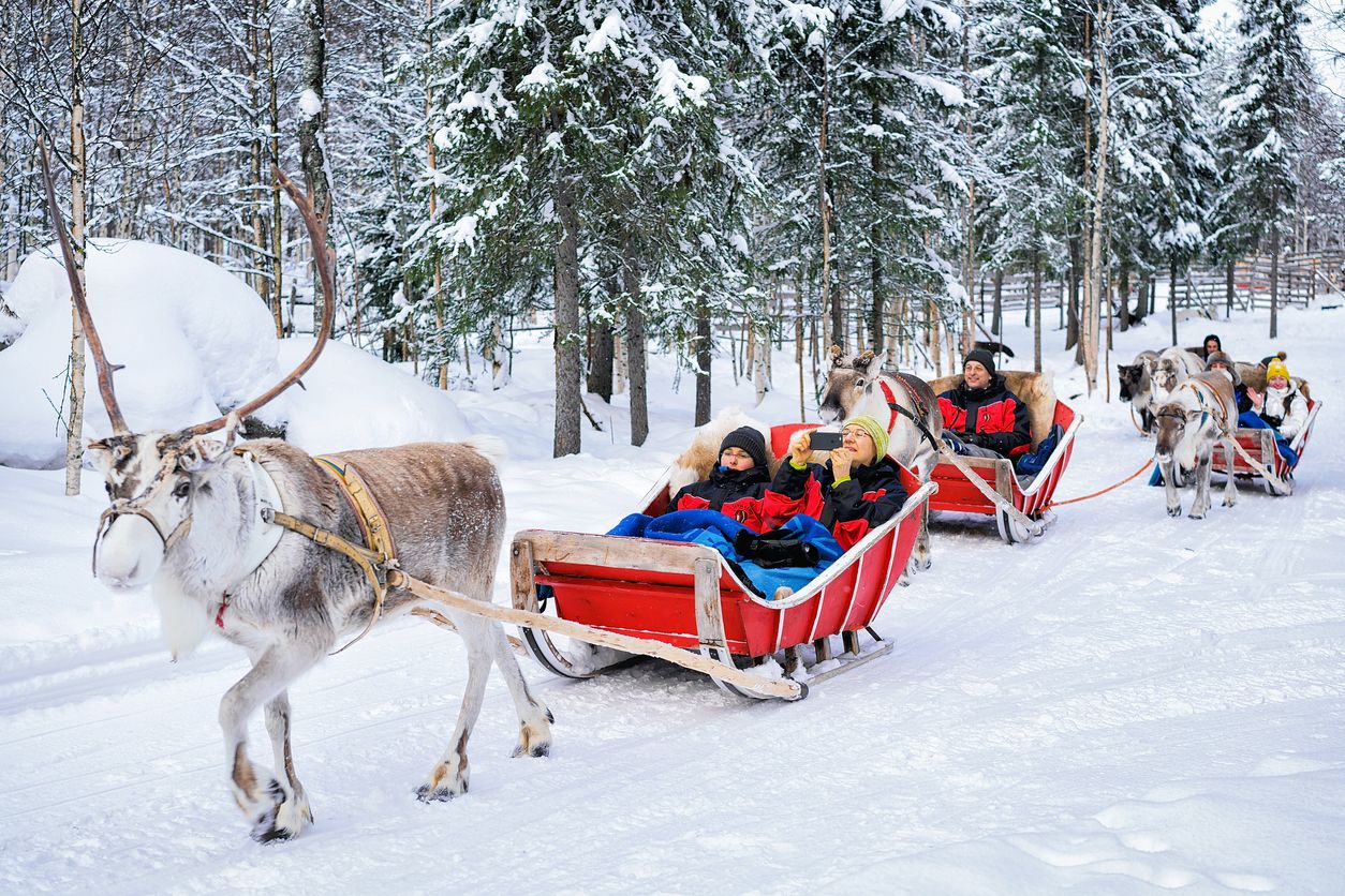 caxton-travel-smarter-blog-spend-christmas-with-santa-in-lapland (2).jpg
